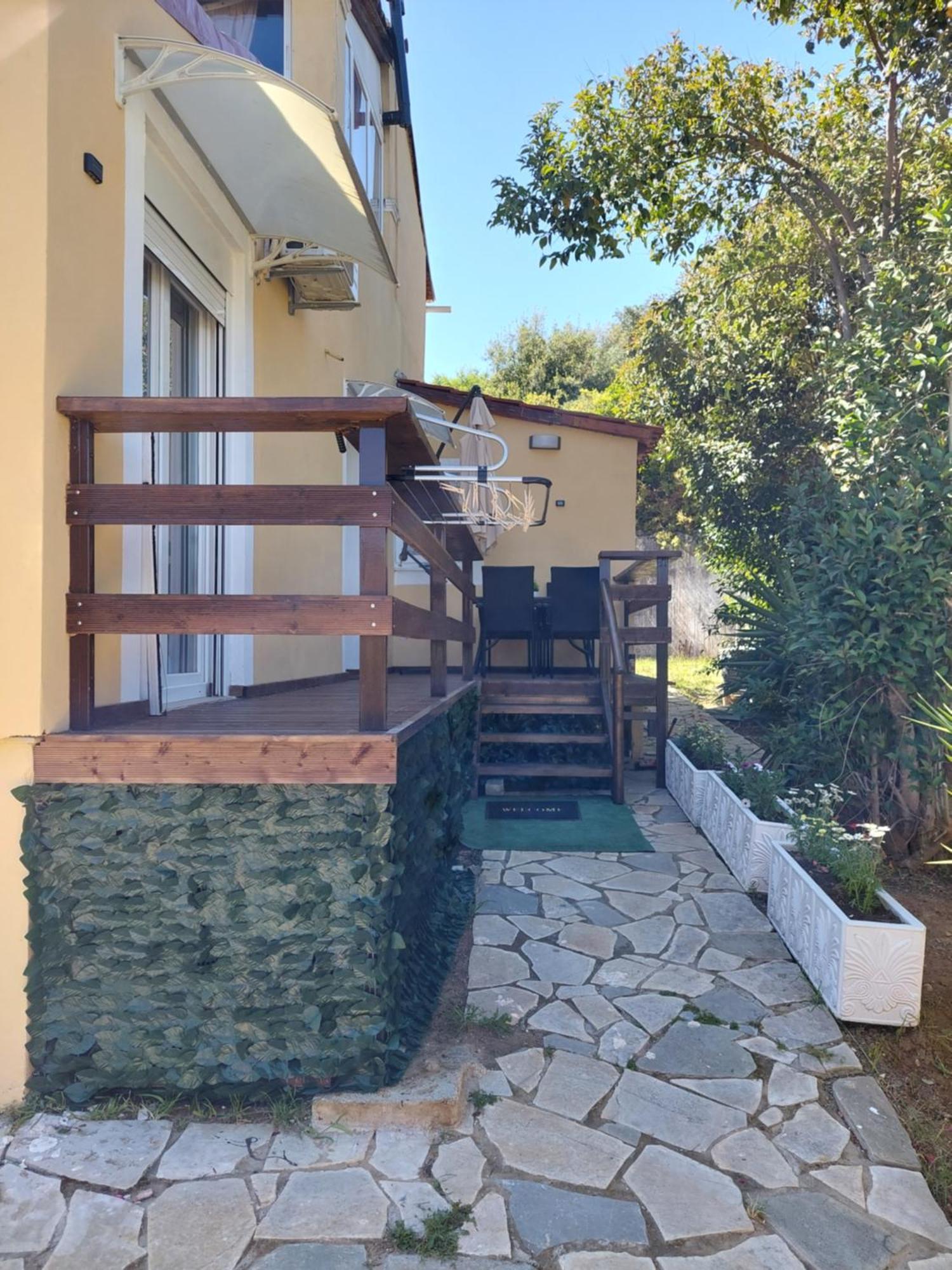 Thanos Guesthouse Corfu Agioi Deka  Eksteriør bilde